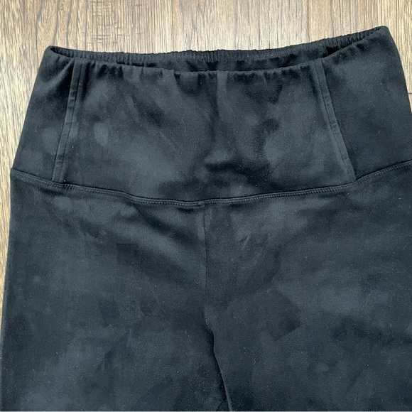 WILFRED FREE ARITZIA Black Faux Suede High Waist Leggings Size M - Picture 3 of 6